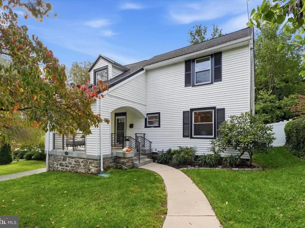 623 Lawson Ave, Havertown, PA 19083