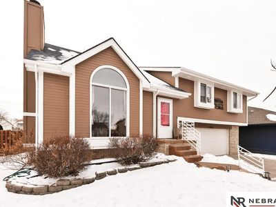 10855 Martin Ave, Omaha, NE, 68164