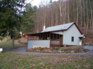 54 School House Ln, Cedar Run, PA 17727
