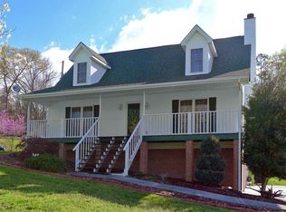 1650 Sockless Rd, Dandridge, TN 37725