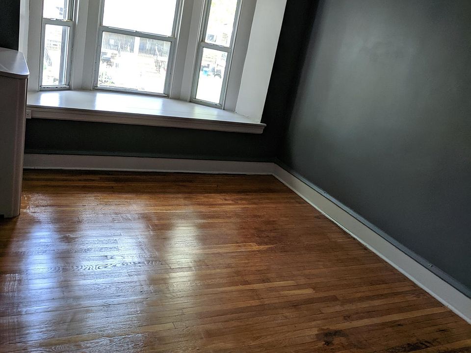 2nd image of 5939 Belden St