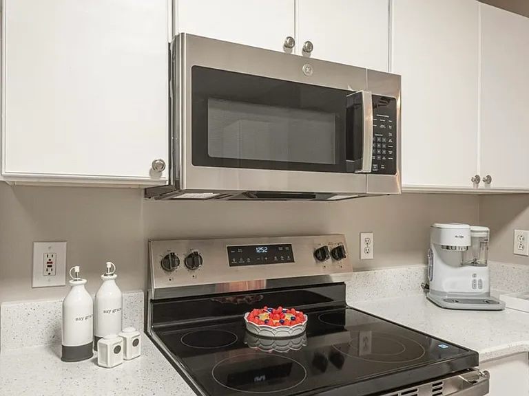 360 Bubble Creek Ct #12 — Photo 9