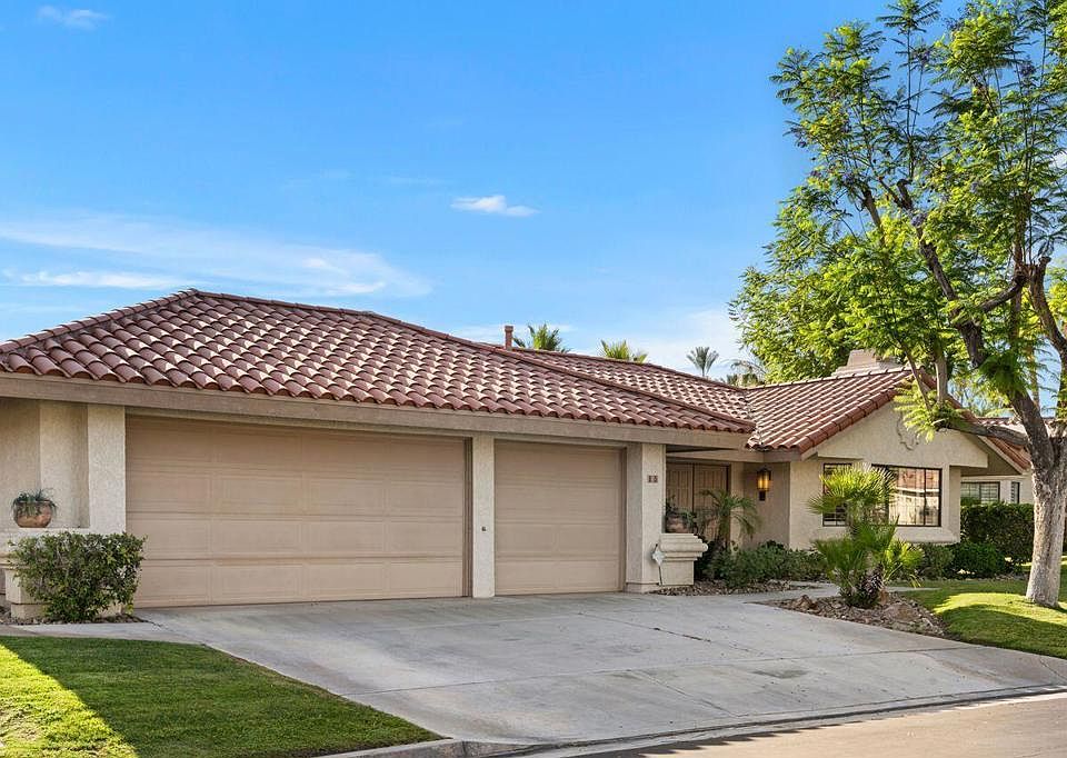 1st image of 15 San Marino Cir
