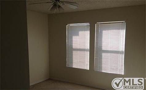 4th image of 4220 Golden Horn Ln