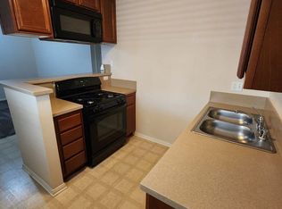 1054 N Orange St APT 109, Riverside, CA 92501