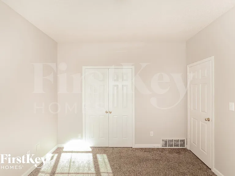 4566 Tulip Bend Dr — Photo 12