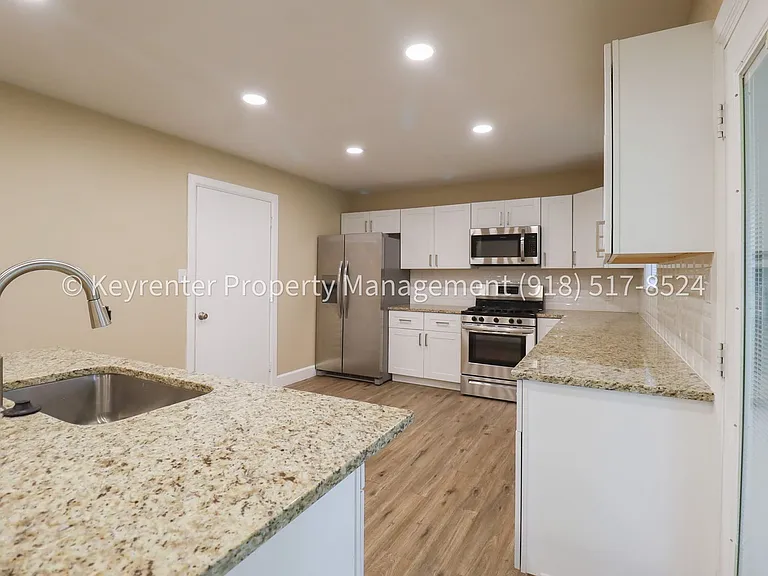 11621 N 103rd East Ave — Photo 23