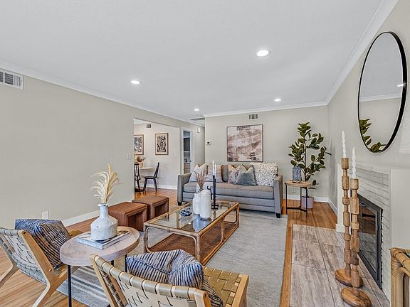 5th image of 1220 Claremont Dr