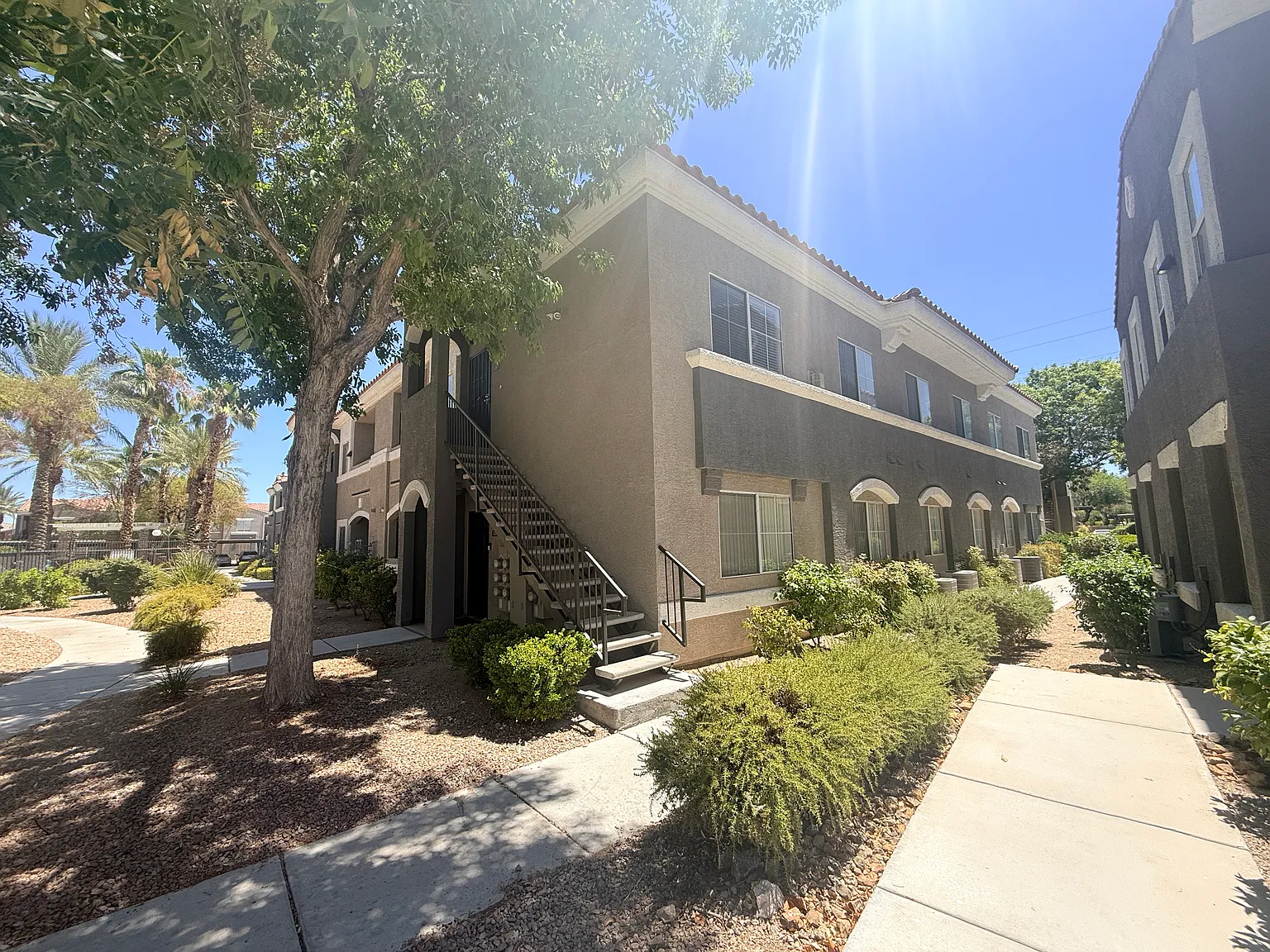 3 bed, 1188 sqft, $1,795 — Photo 1