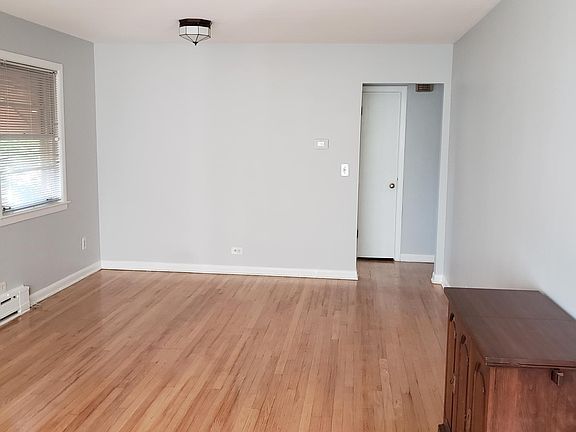 Dining area w/ window exposure West