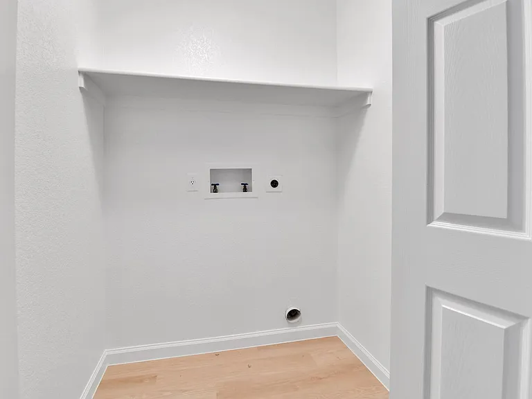 Unit Photo
