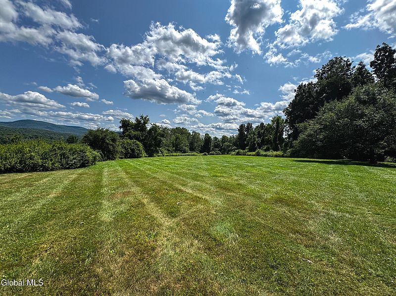 3rd image of 120 Burgess Road