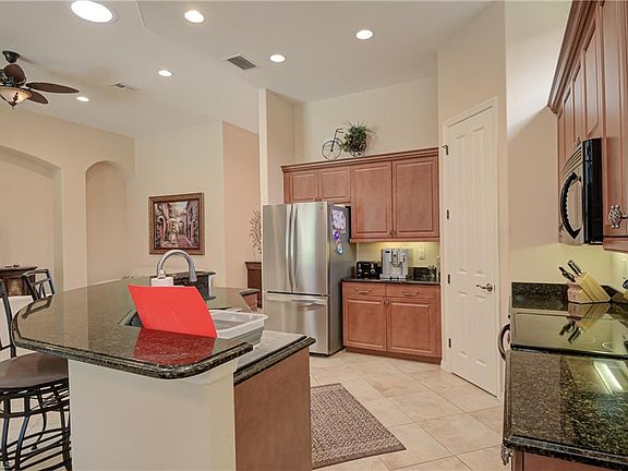 3rd image of 8629 Mercado Ct