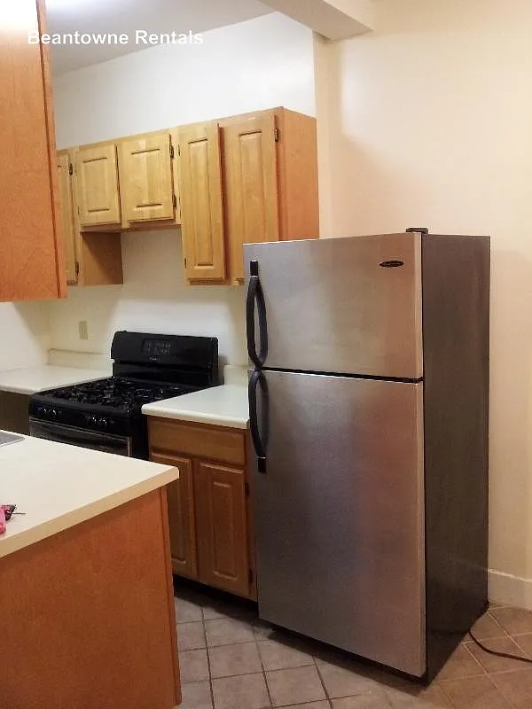 2 bed, 1.0 bath, 710 sqft, $3,100 — Photo 2