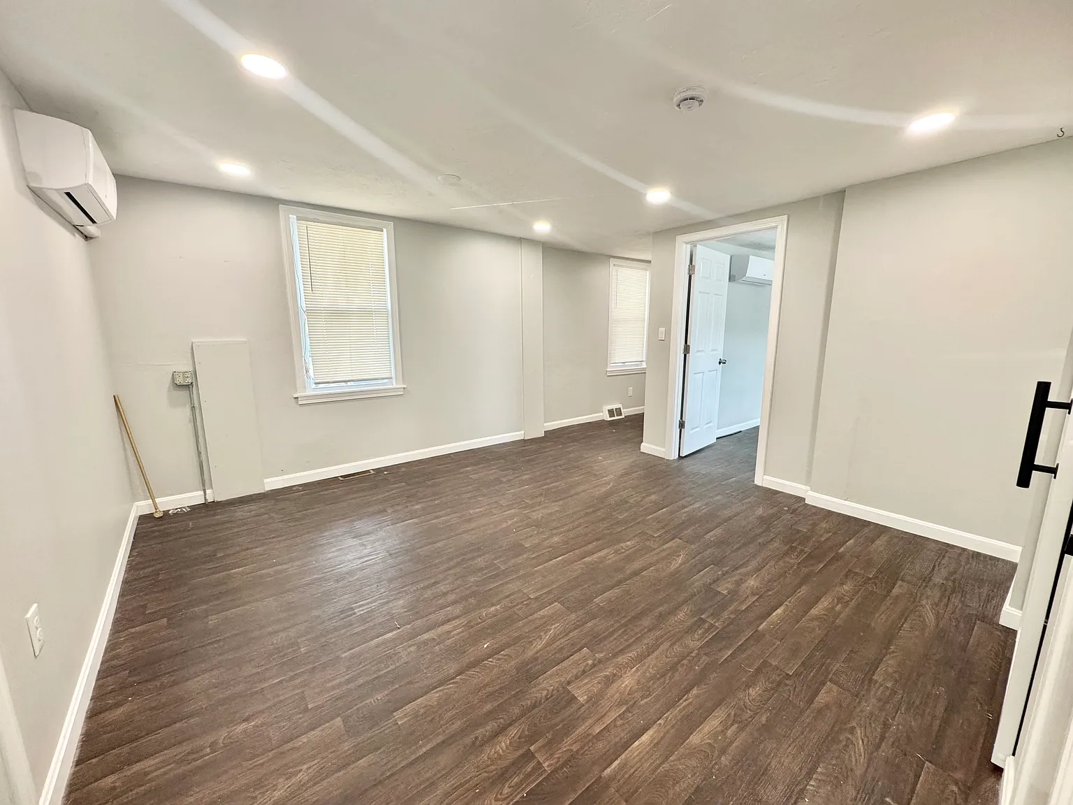 3 bed, $2,000 — Photo 4
