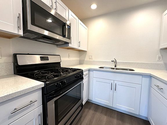3rd image of 4128 Wabash Ave APT 6