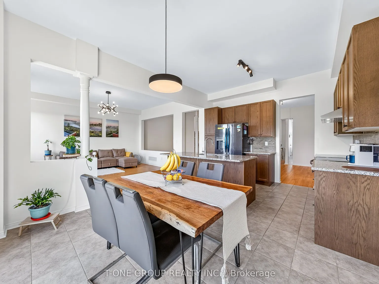 4 bed, $3,950 — Photo 3