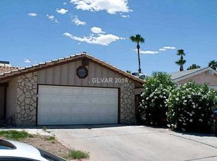 118 Glen Oak Dr, Henderson, NV 89002