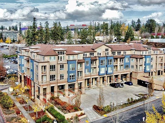 3rd image of 2222 152nd Ave NE APT 310