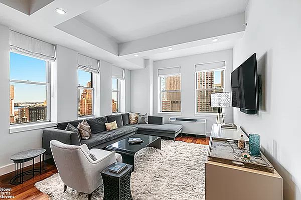 1st image of 80 Chambers St APT 15D