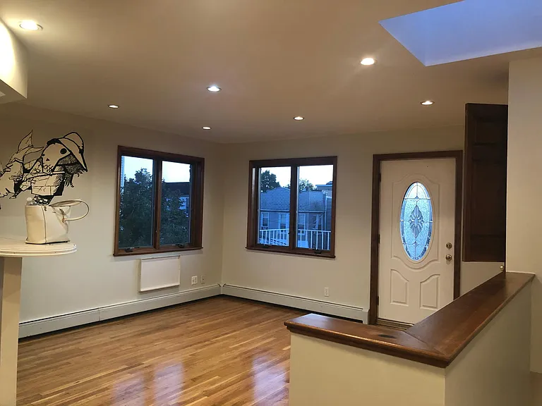 6065 60th Ln — Photo 1
