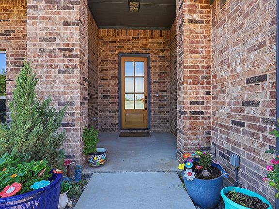 2nd image of 8223 Loar Ct