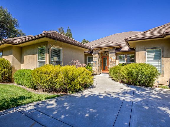 2nd image of 4722 Mohamed Oaks Ct