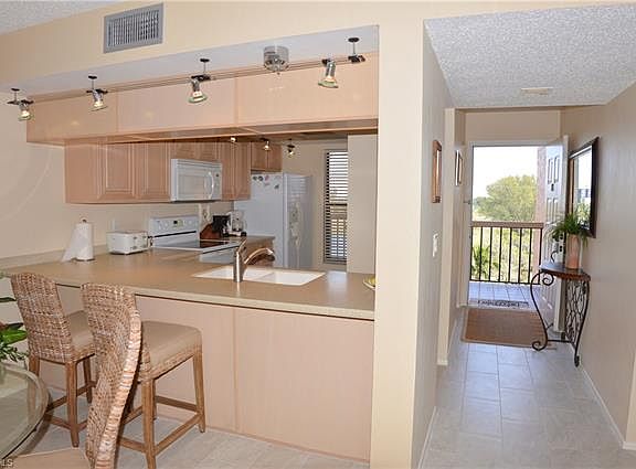 2nd image of 7650 Estero Blvd APT 705