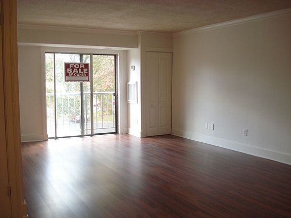 4th image of 161 N Emory Dr Unit 6