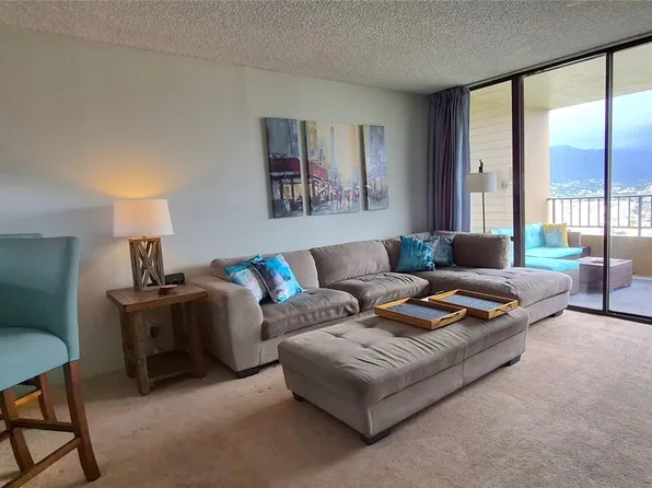 2121 Ala Wai Blvd APT 2505, Honolulu, HI 96815