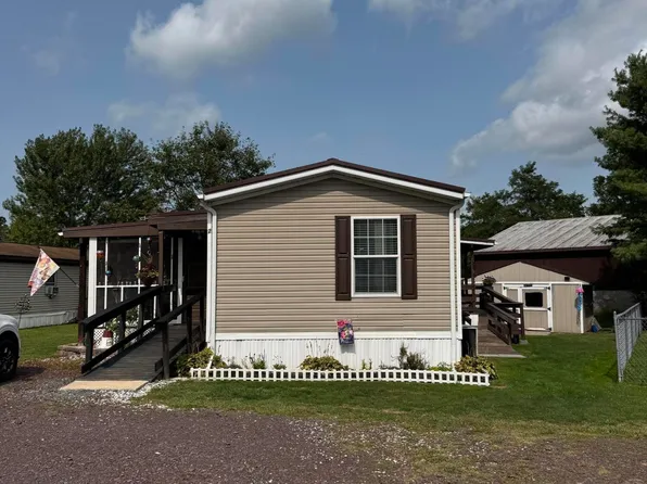 123 Pepper Hills Dr, Danville, PA 17821