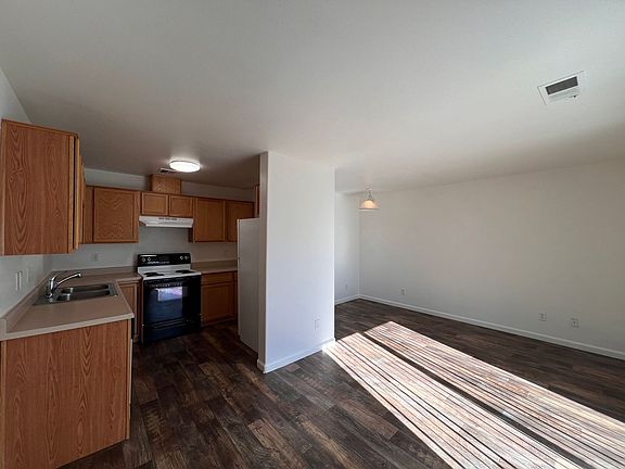 2nd image of 665 Starlite Dr Unit C