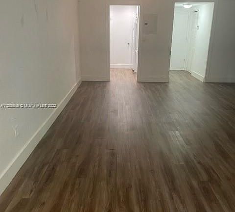 3rd image of 1205 Mariposa Ave APT 405