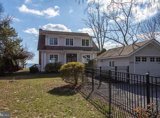 6055 Melbourne Ave, Deale, MD 20751