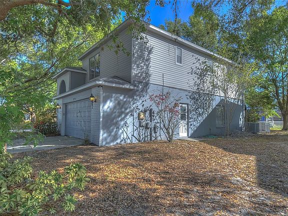 4th image of 12914 Longcrest Dr