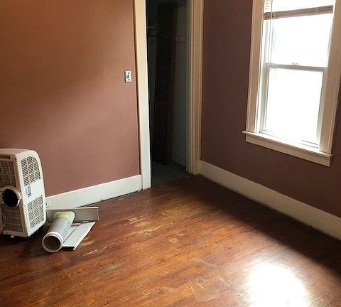 5th image of 2801 Cooper Ave