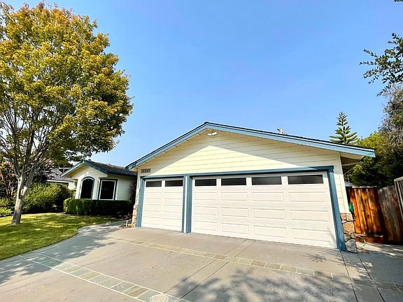2nd image of 10280 Westacres Dr