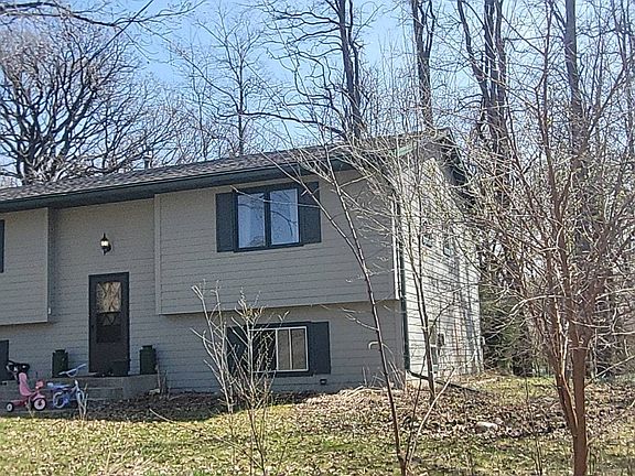 2nd image of Lien 66 12th St