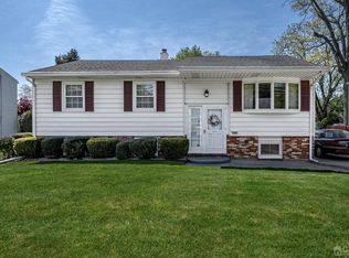 649 Klockner Rd, Trenton, NJ 08619