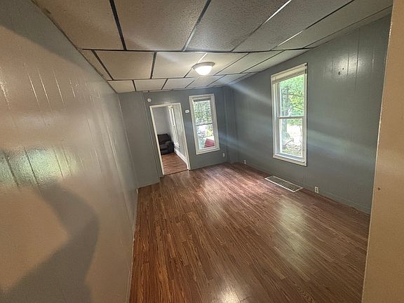 3rd image of 403 Wilson St #1