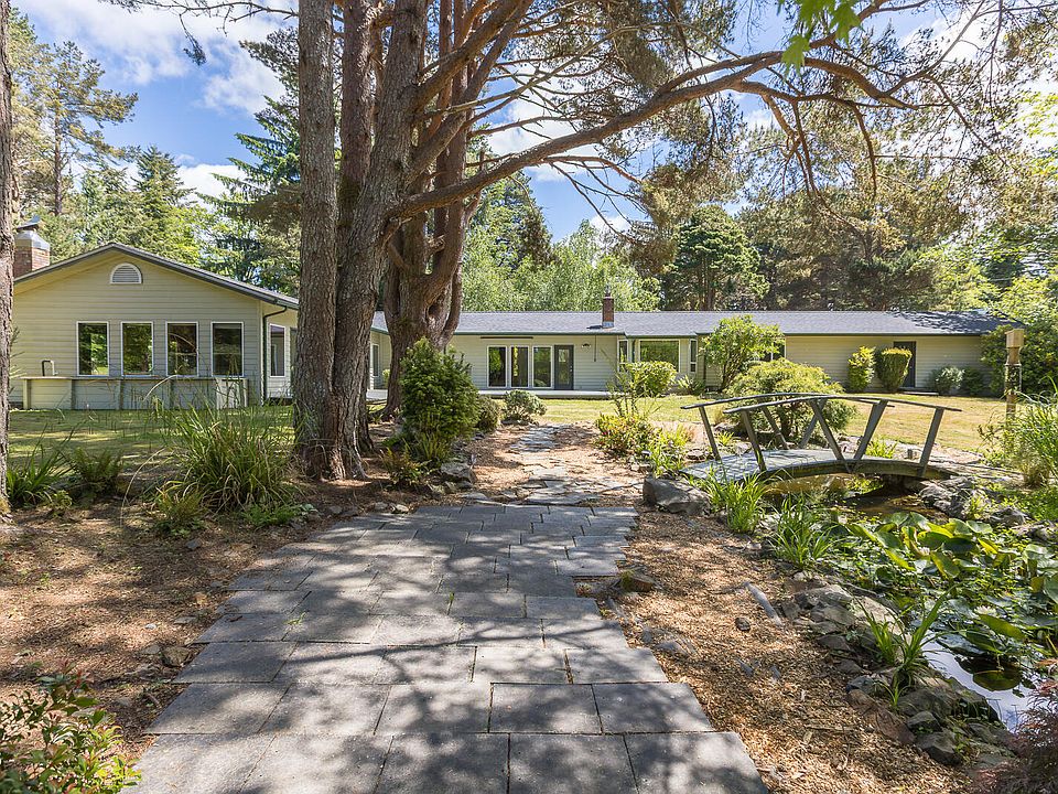 1st image of 1375 NE Yaquina Heights Dr