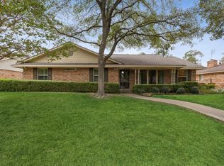 8322 Van Pelt Dr, Dallas, TX 75228