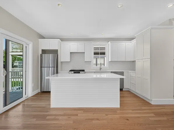 25 Richfield St, Dorchester, MA