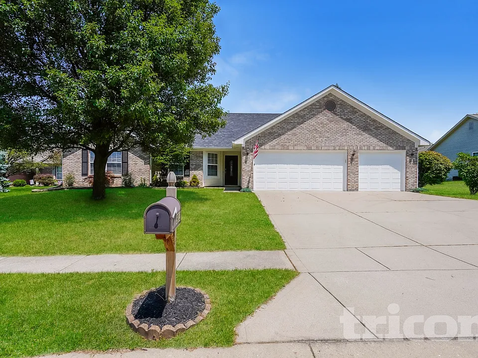 903 Moonlight Ct