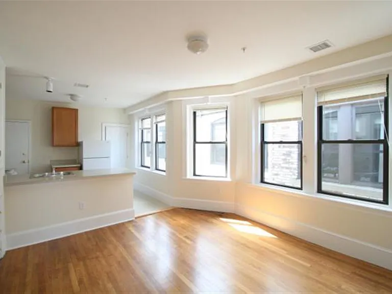 885 Massachusetts Ave #5 — Photo 5