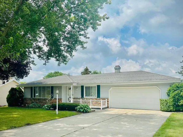 4395 South Church DRIVE, New Berlin, WI 53151