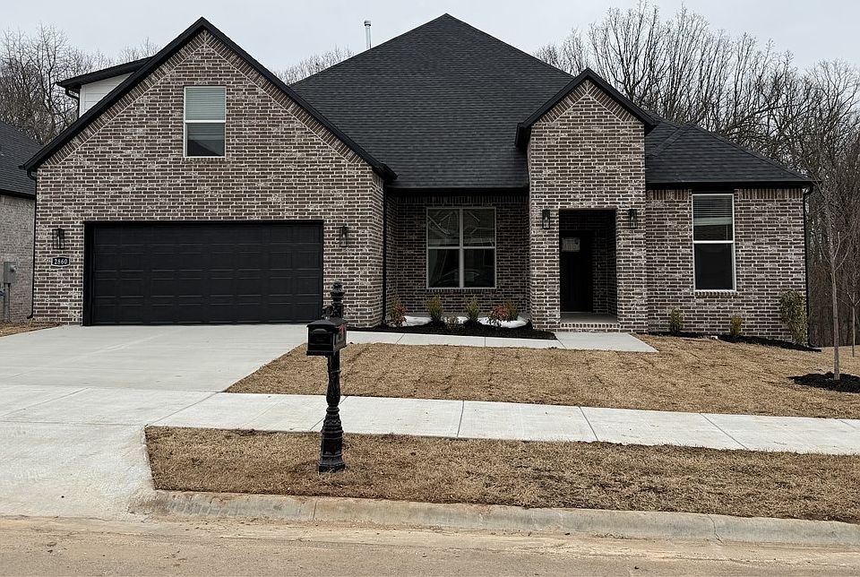 1st image of 2860 N Chapel Dr