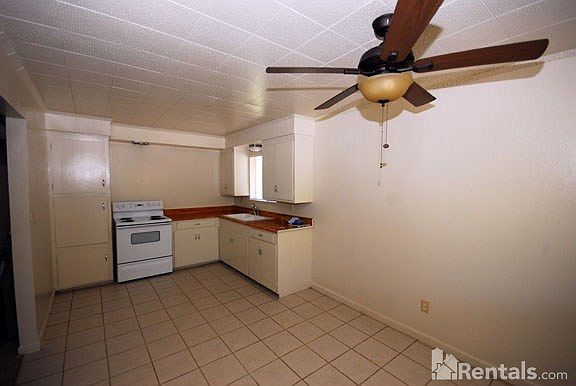 2nd image of 2106 Crane Ct