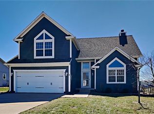 421 W Meadowlark St, Gardner, KS 66030