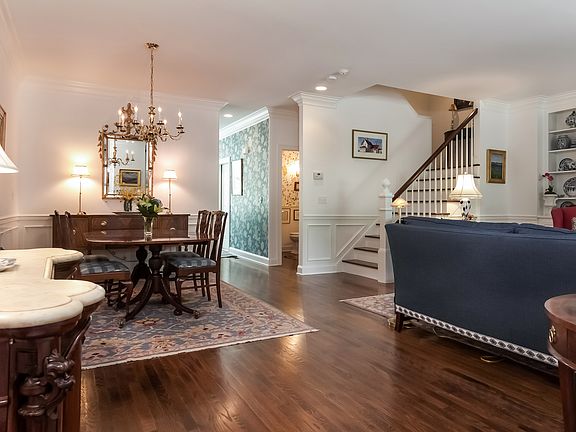 5th image of 8 Evarts Ln #8